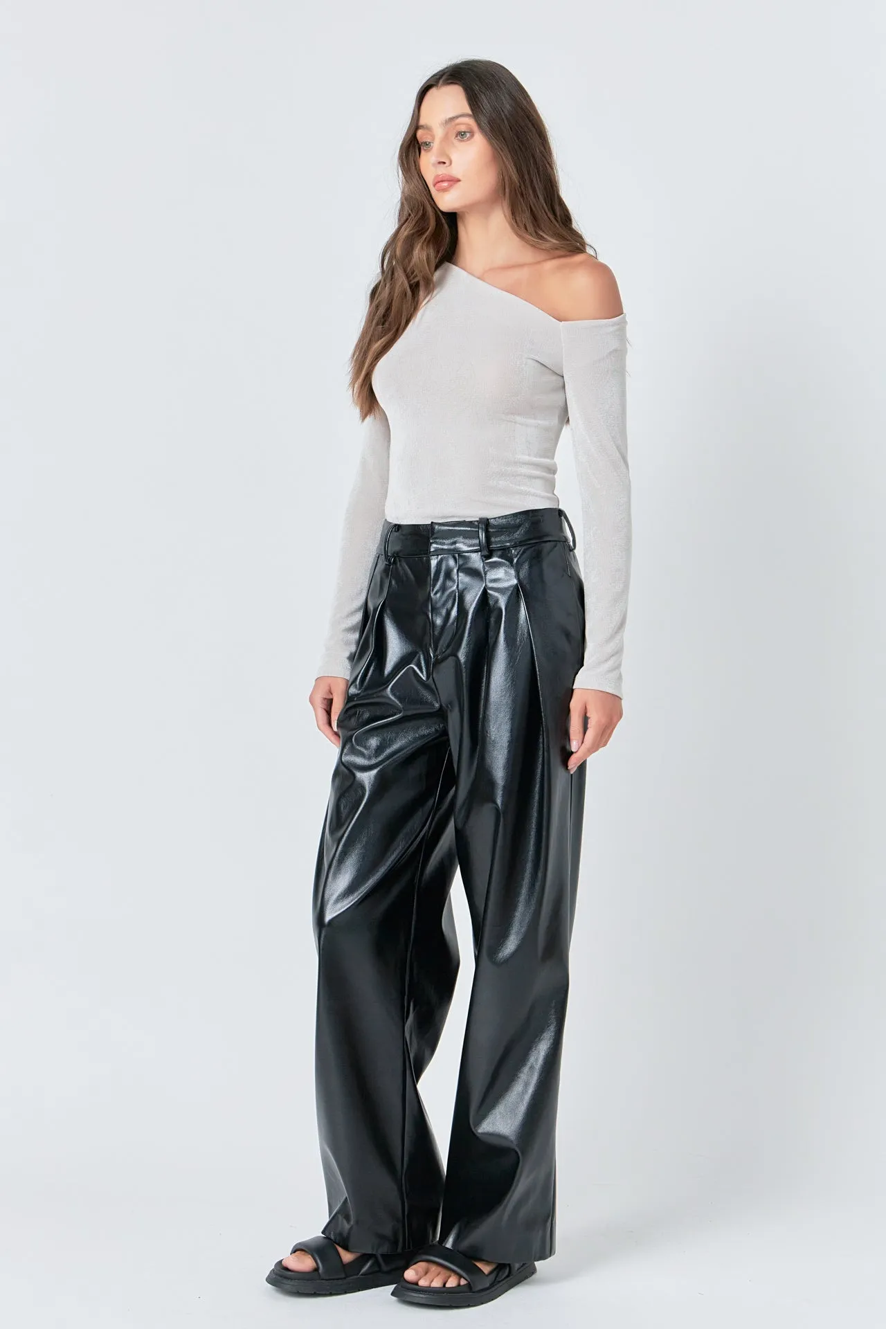 Asymmetric Shoulder Top