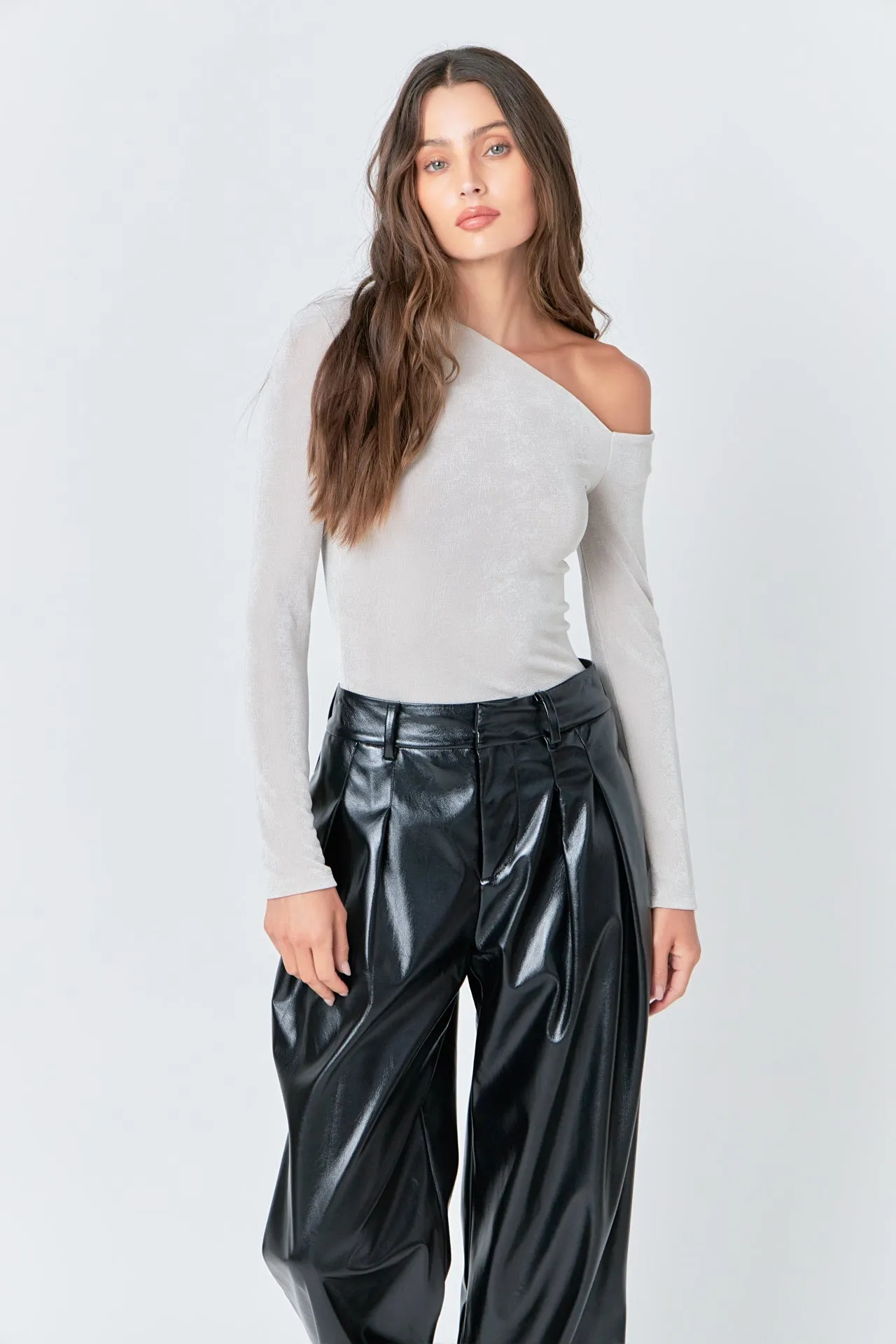 Asymmetric Shoulder Top